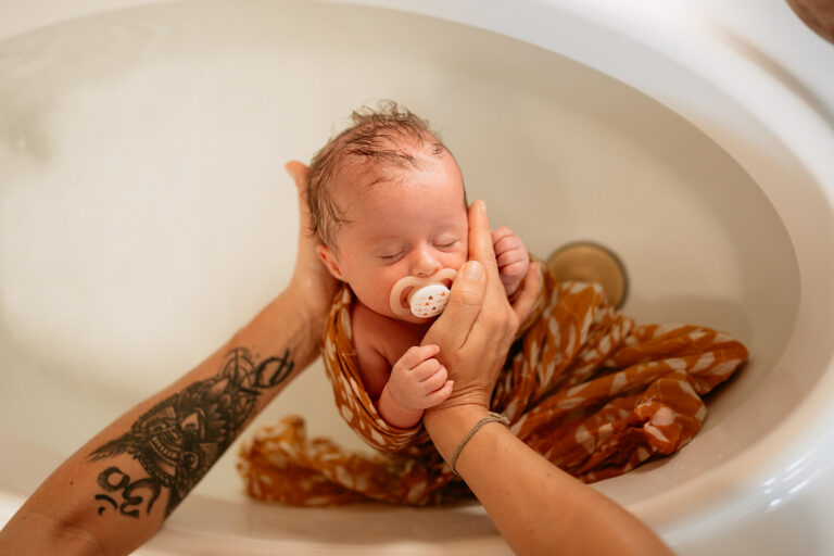 Thérapeutique Bain Bébé Holimamagreen Bain Bebe Therapeutique 5589 768x512