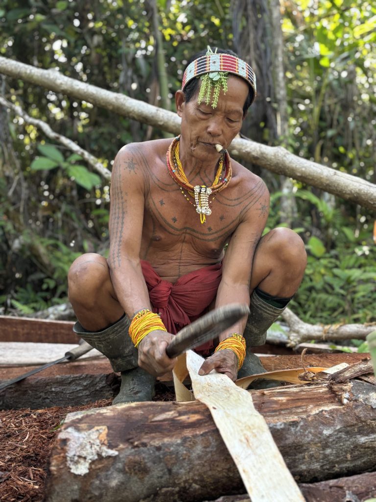 A la rencontre des Hommes Fleurs : Notre aventure chez l'une des dernières Tribus du monde, au coeur de Sumatra. img 1635