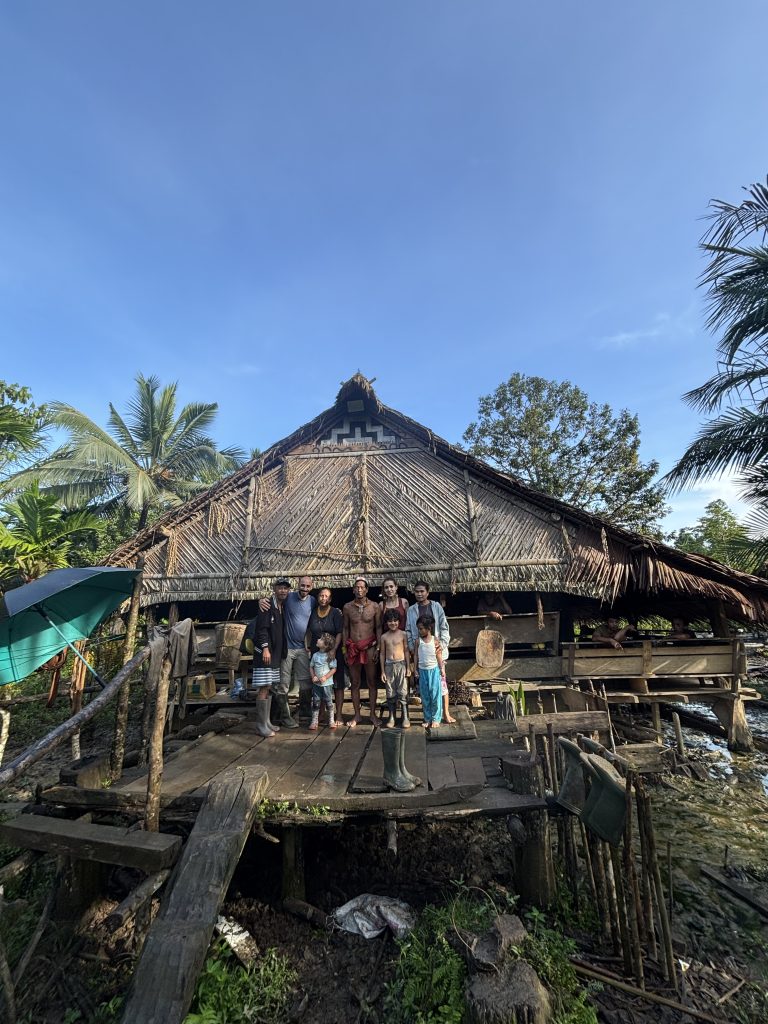 A la rencontre des Hommes Fleurs : Notre aventure chez l'une des dernières Tribus du monde, au coeur de Sumatra. img 1923