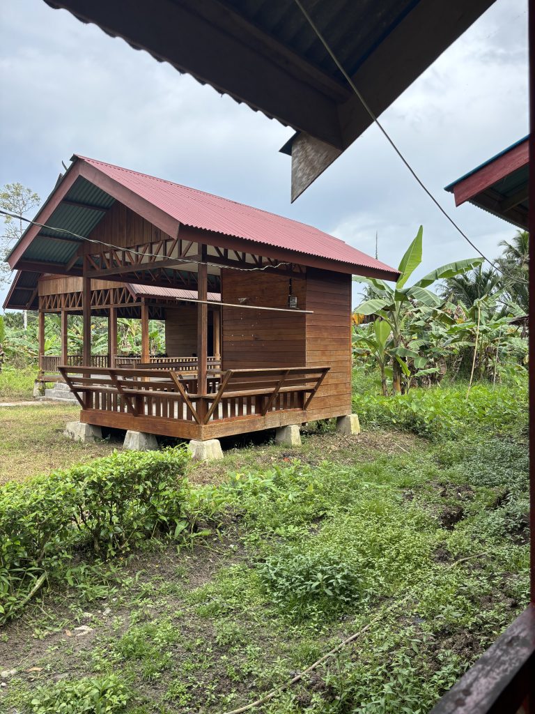 A la rencontre des Hommes Fleurs : Notre aventure chez l'une des dernières Tribus du monde, au coeur de Sumatra. img 4603 3
